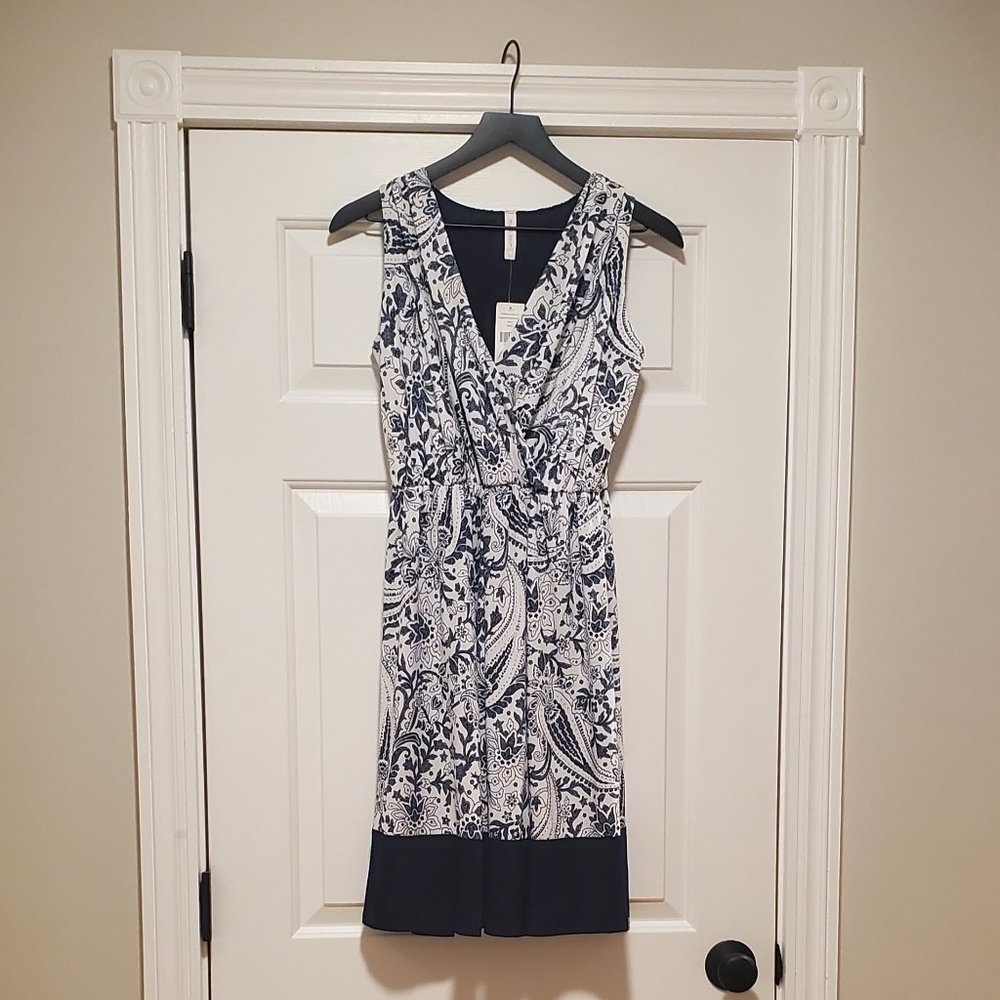 NWT Mia & Tess floral paisley pattern dress (white and navy)